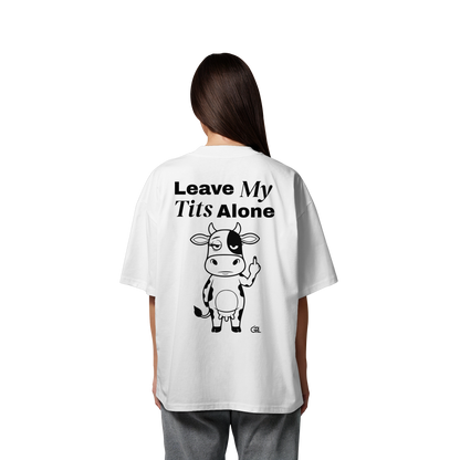 Finger Cow Rücken-Print – Weiss Oversize Shirt | GÖRL Feminist Statement Wear Berlin