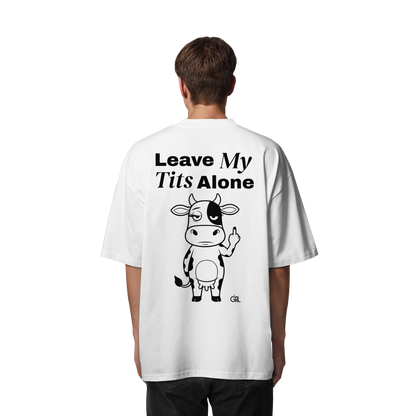 Finger Cow Rücken-Print – Weiss Oversize Shirt | GÖRL Feminist Statement Wear Berlin