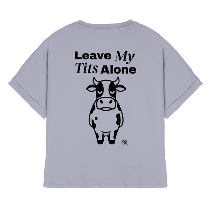 Angry Cow Rücken-Print – Serene Blue Rolled Sleeves Tee | GÖRL Feminist Statement Wear Berlin