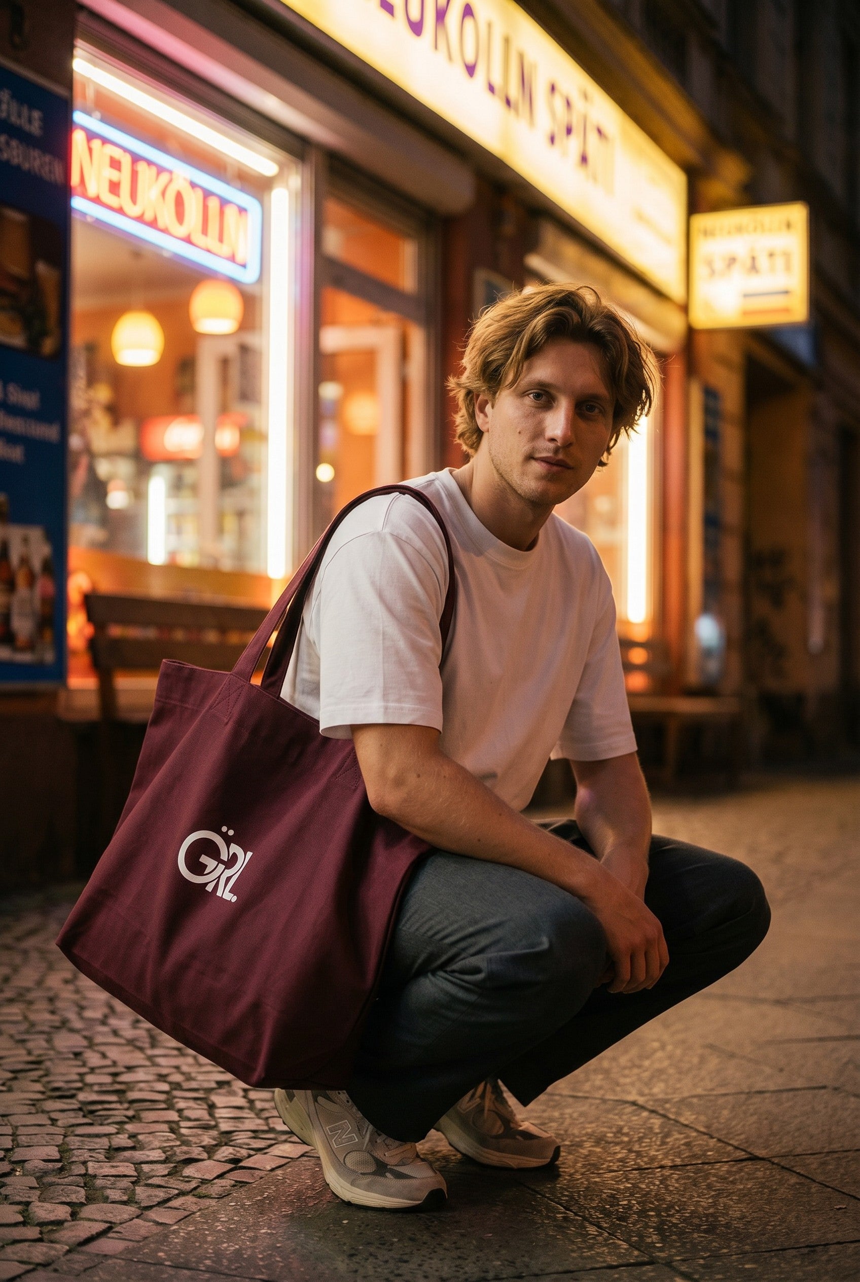 Burgundy - finn front